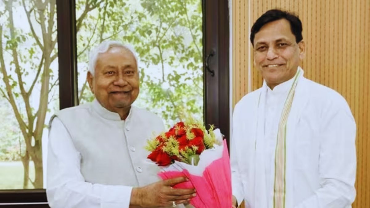 Bihar government formation, Bihar cabinet 2025, NDA cabinet allocation, Nitish Kumar news, BJP JD(U) alliance, Bihar political updates, Bihar assembly 2025, NDA seat share, Bihar ministerial berths, Bihar cabinet formula, Bihar NDA government, Bihar election results, BJP JD(U) cabinet share, Bihar swearing-in ceremony, Bihar political news today, Bihar NDA discussions, Bihar new cabinet list, Bihar governance updates, Bihar coalition government, Bihar politics latest