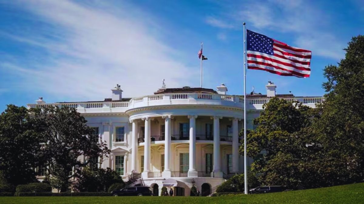 US government shutdown 2025, US Senate funding bill, Trump government shutdown, Democrat Republican standoff, federal workers furlough, Medicaid cuts, Project 2025.