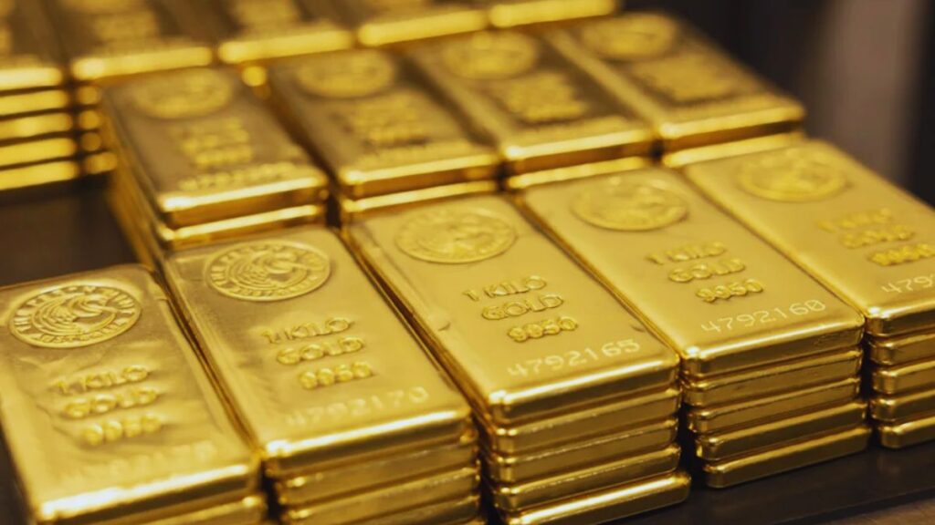 gold price today, gold news, bullion rates, Fed rate cut, US dollar weakness, gold forecast, spot gold, Asian trading gold, Kevin Hassett Fed, Federal Reserve policy, retail sales data, gold market analysis, safe haven assets, interest rate expectations, global gold demand, gold performance 2024