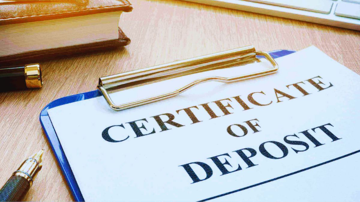 cd rates today, best cd rates 2025, certificate of deposit rates, highest cd apy, falling deposit rates, short-term cd rates, long-term cd rates, united fidelity bank cd rate, cd vs savings account, fed rate cuts cd impact, cd selection guide, historical cd rates, 4 percent cd, cd laddering strategy, fixed income savings