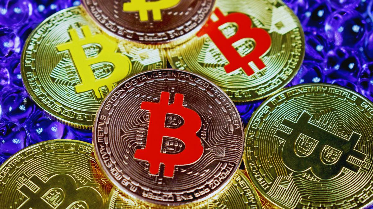 bitcoin price, BTC recovery, bitcoin above 90000, crypto market analysis, bitcoin forecast, BTC consolidation, Federal Reserve rate cut, bitcoin and stock market, cryptocurrency news, bitcoin liquidity, TGA impact bitcoin, crypto volatility, bitcoin technical outlook, bitcoin macro trends, BTC Q4 performance