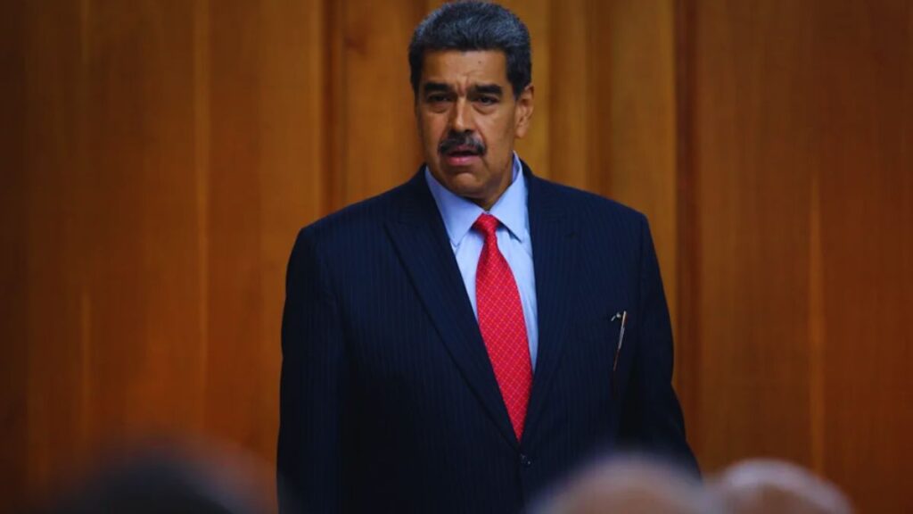 US seized tanker, Venezuela oil sanctions, Skipper VLCC seizure, US–Venezuela tensions, Trump tanker operation, illicit oil shipping network, PDVSA sanctions, Maduro regime crackdown, maritime interdiction, US military fast-rope raid, Venezuelan crude exports, Cuba oil shipments, geopolitical oil markets, sanctioned vessels, US maritime enforcement